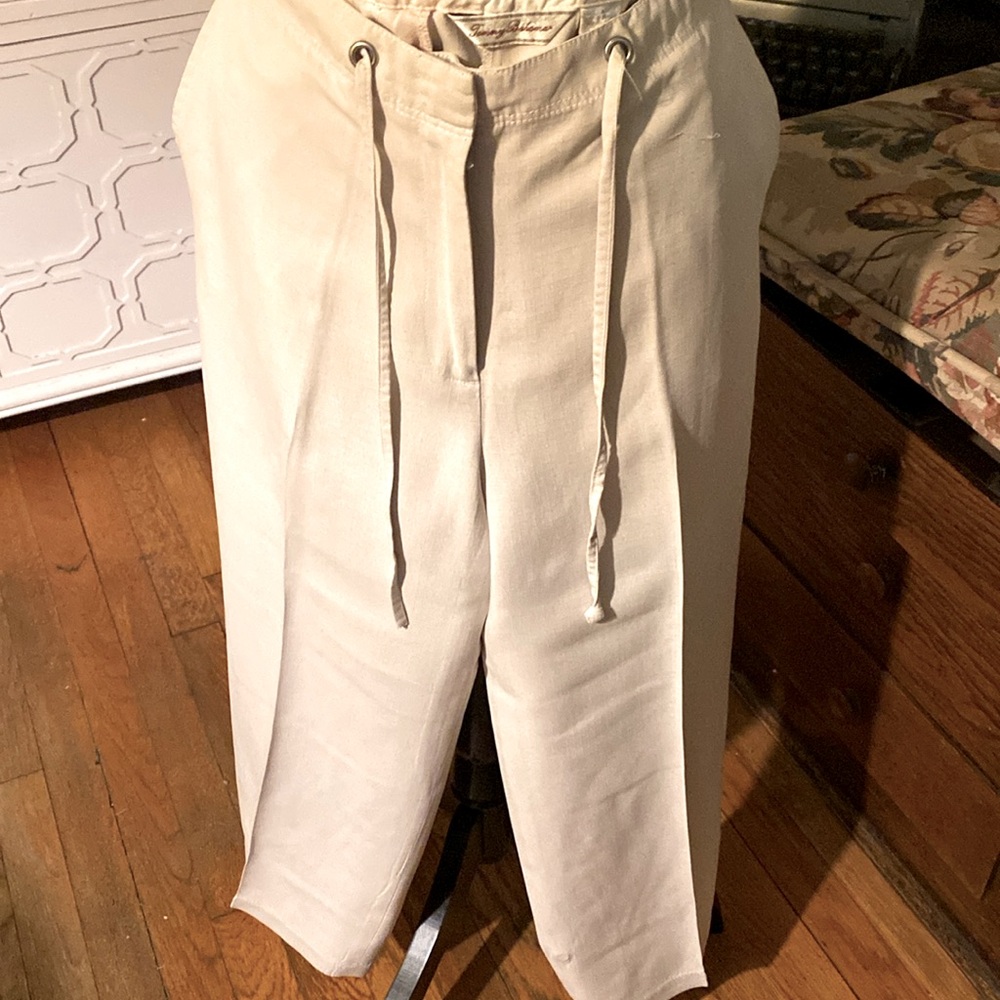 Tommy Bahama beige wide leg size 1